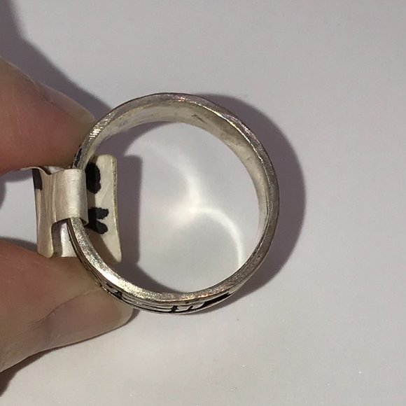 Sterling Silver Tribal Toucan Ring, Size 8 1/2 - Picture 5 of 7